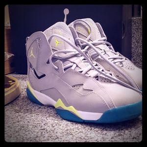 Jordan true flight GG youth